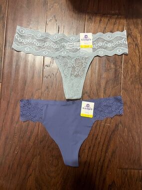 B. Tempt'd by Wacoal 2 Pair of Thong Panties, Size Medium